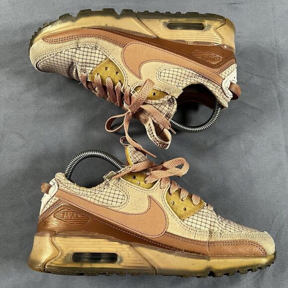 Nike Air Max 90 Terrascape Women’s Size 7 Running Shoes Gym Sneakers DH5073-600 - Picture 2 of 6